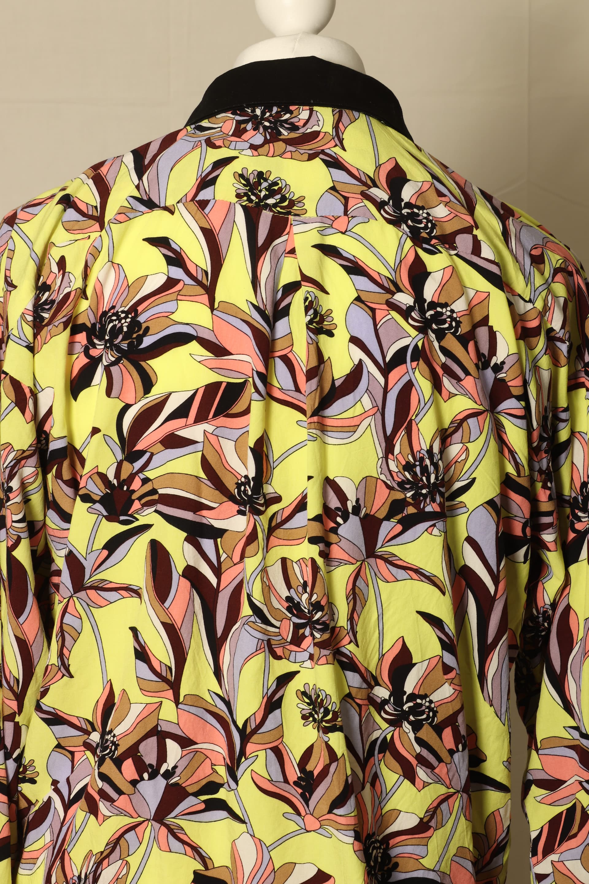 Floral Shirt v1 thumbnail 7